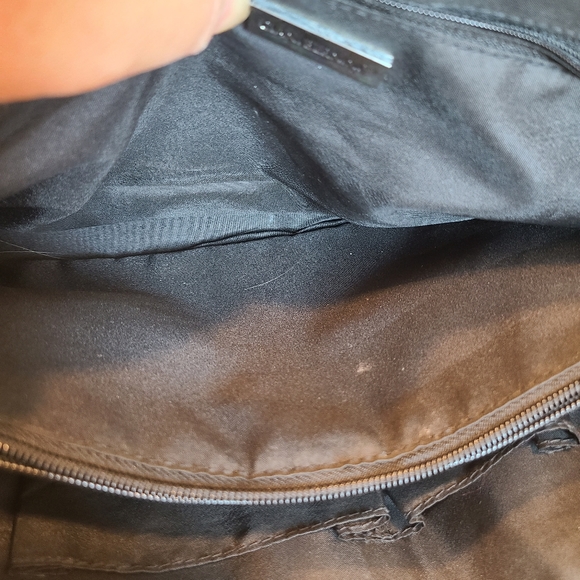 GianiBernini Tote bag/ Sz 6 height, 11 wide, 3 bottom wide - Picture 5 of 7